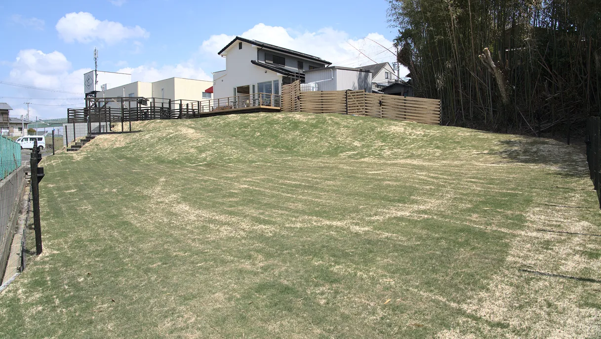 Lemora Dogrun & Cafe